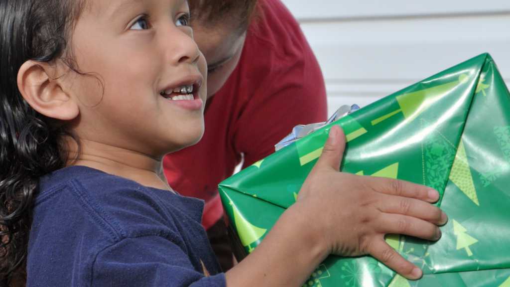 christmas outreach ideas